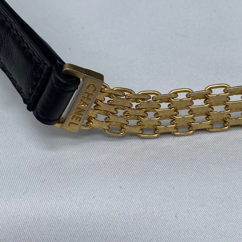 Chanel Black Medal Envelope Flap Bag Chevron Calfskin - Picture 9 of 12